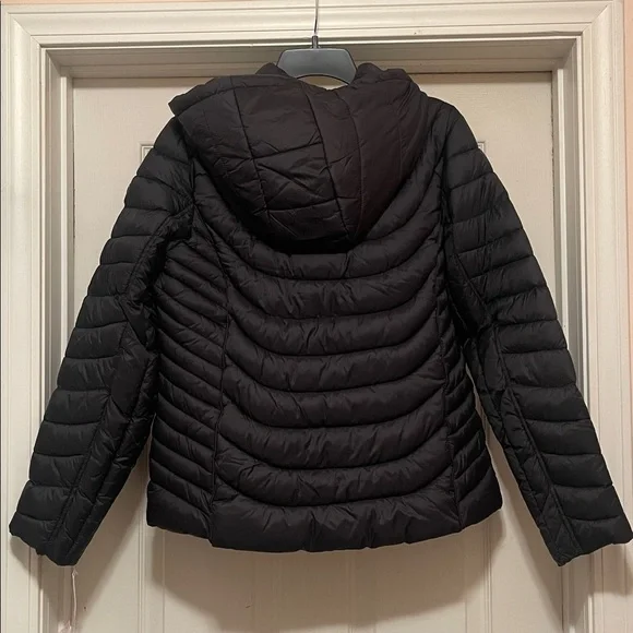 Michael Kors Women's Puffer Coat - Picture 2 of 5